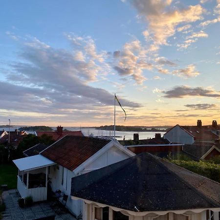Apartament Laegenhet Med Havsutsikt Strömstad Zewnętrze zdjęcie